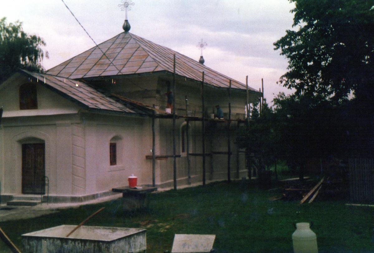 2001